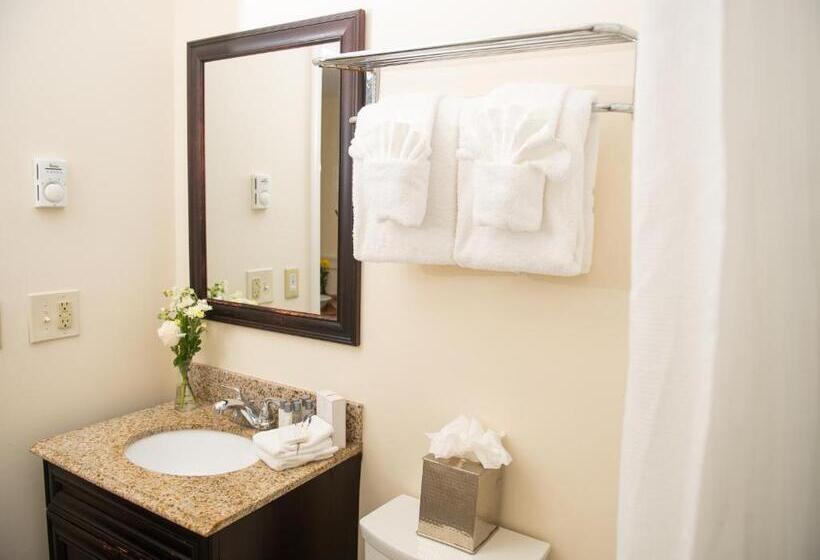 Номер Deluxe Кровать Кинг, America's Cup Inn Newport