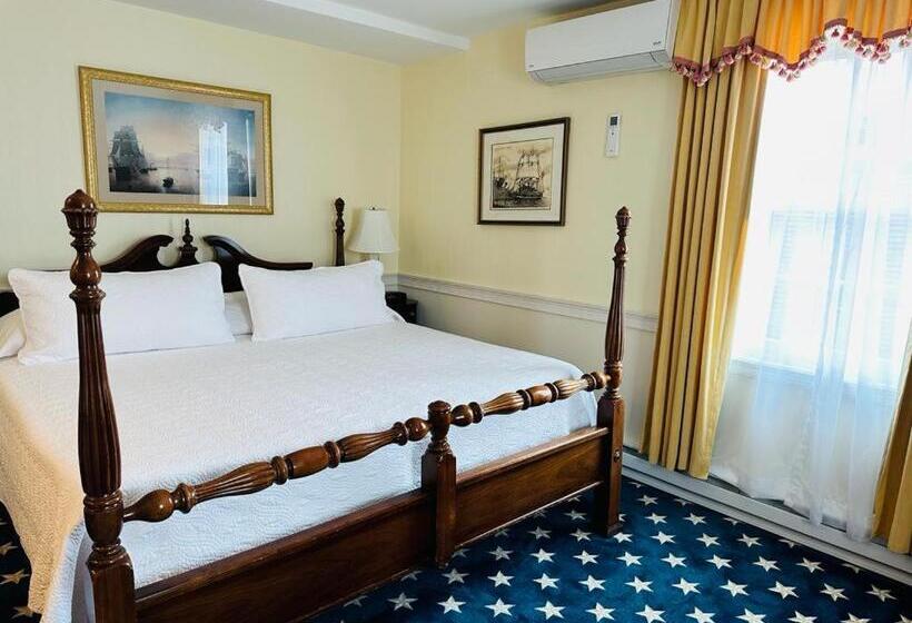 Люкс, America's Cup Inn Newport