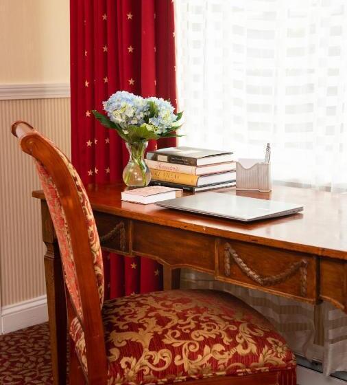 Номер Deluxe Кровать Кинг, America's Cup Inn Newport