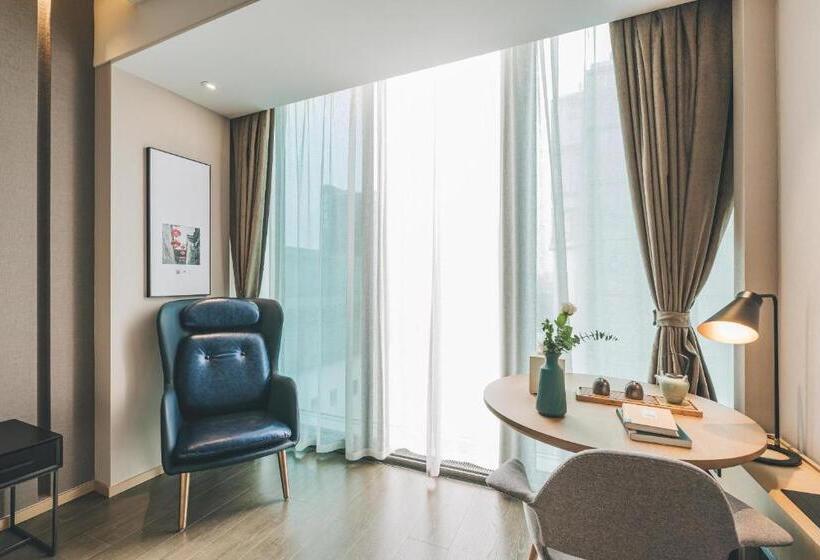 Номер Стандарт, Atour Hotel Ningbo Sanjiangkou Bund Book City