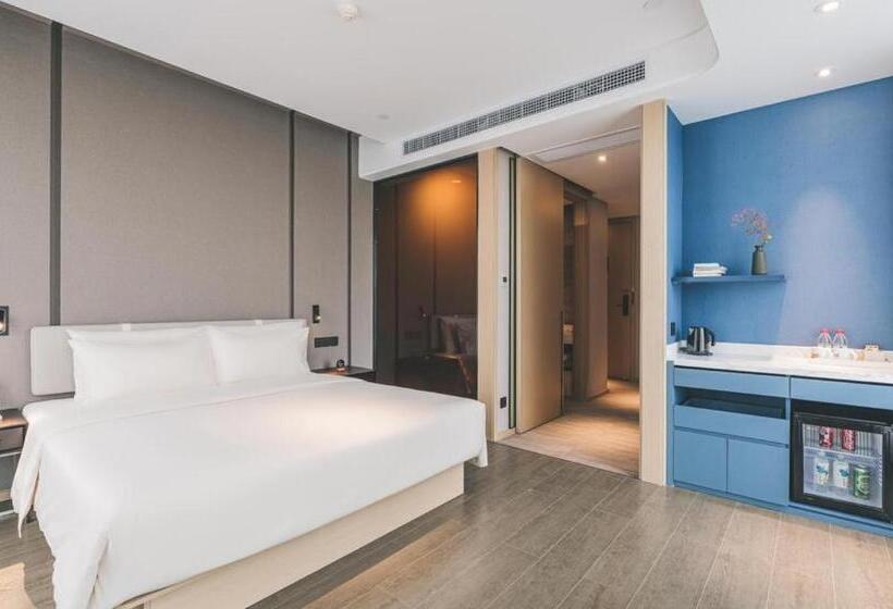 Номер Стандарт Вид на Город, Atour Hotel Ningbo Sanjiangkou Bund Book City