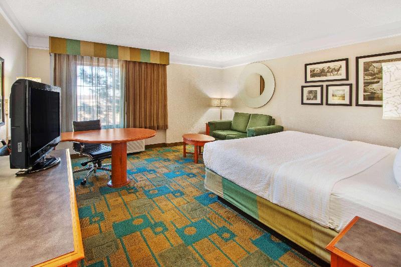 Номер Deluxe, La Quinta By Wyndham Albuquerque West
