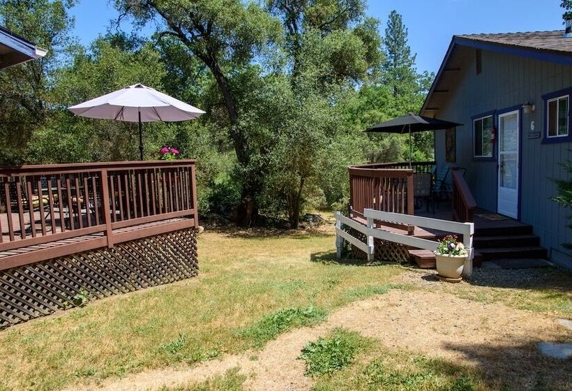 Номер Deluxe, Little Valley Inn