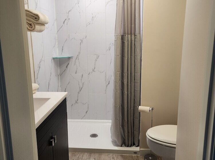 Номер Стандарт, Lowell Inn