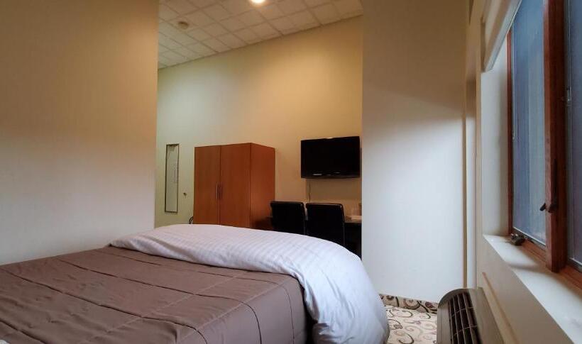 Номер Стандарт, Lowell Inn