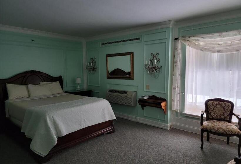 Трехместный Номер Deluxe, Lowell Inn