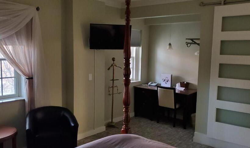 Номер Deluxe, Lowell Inn