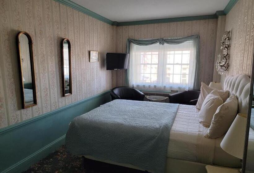 Номер Стандарт, Lowell Inn