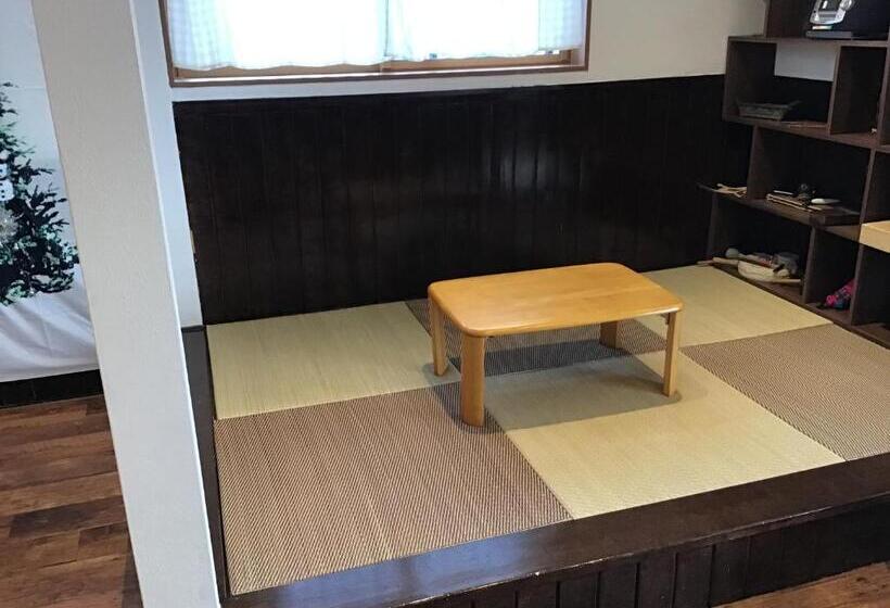 Семейный Номер, Kakunodate Guest House Choux