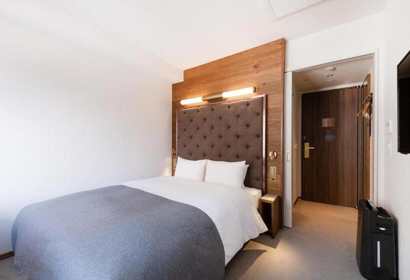 Номер Стандарт, The Knot Sapporo