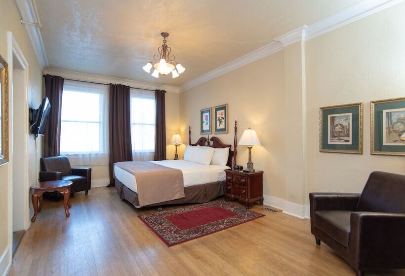 Quarto Deluxe, Marqueen