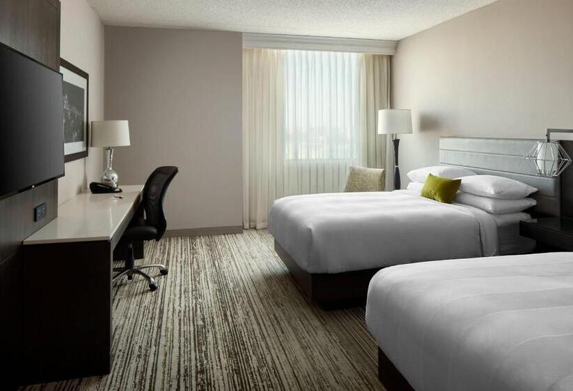 Номер Стандарт 2 Двуспальные Кровати, Marriott Cincinnati Northeast