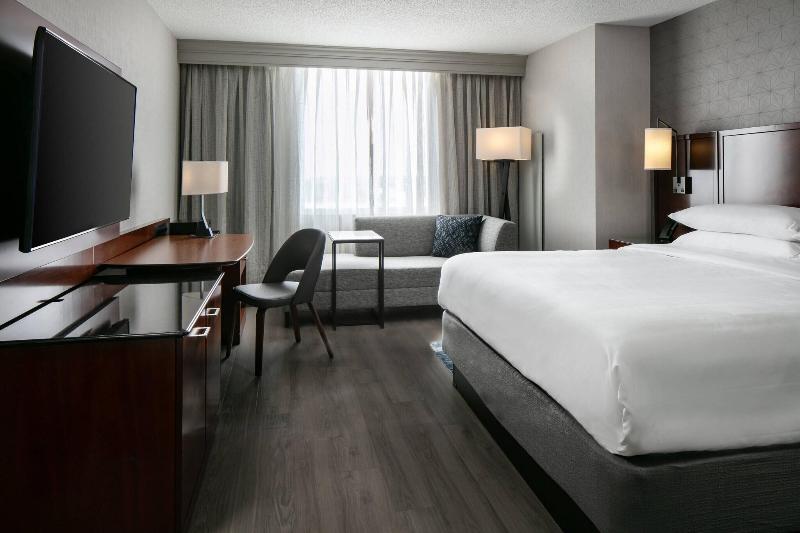 Стандартный Номер Кровать Кинг, West Des Moines Marriott