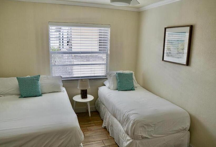 سوئیت 2 خوابه, The Molloy   Treasure Island Suites & Cottages