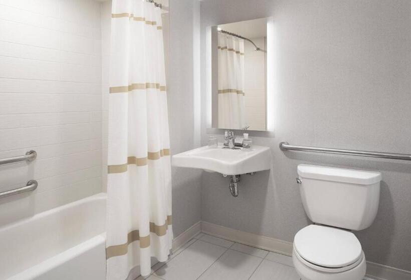 Номер Стандарт Кровать Кинг Адаптированный для Инвалидов, Ann Arbor Marriott Ypsilanti At Eagle Crest