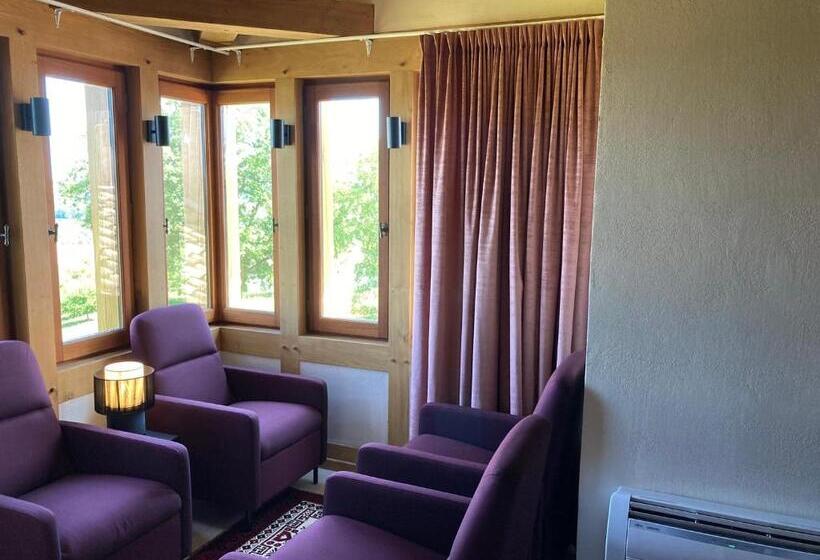 Номер Deluxe, Château De Scandaillac