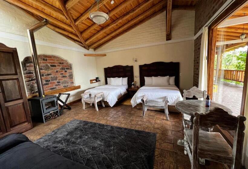 デラックスルーム, Hacienda Jimenita Wildlife Reserve