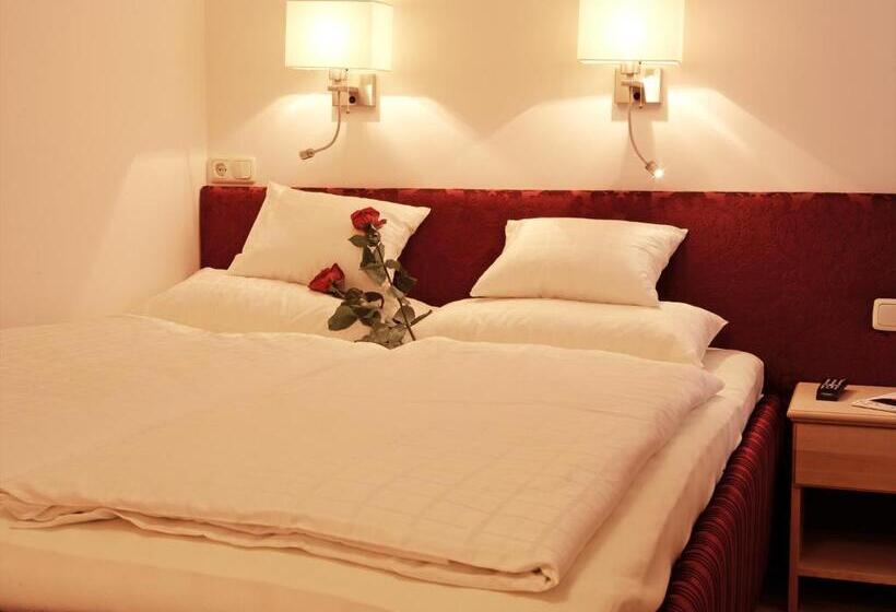 1 Szobás Apartman, Pension Grissemann