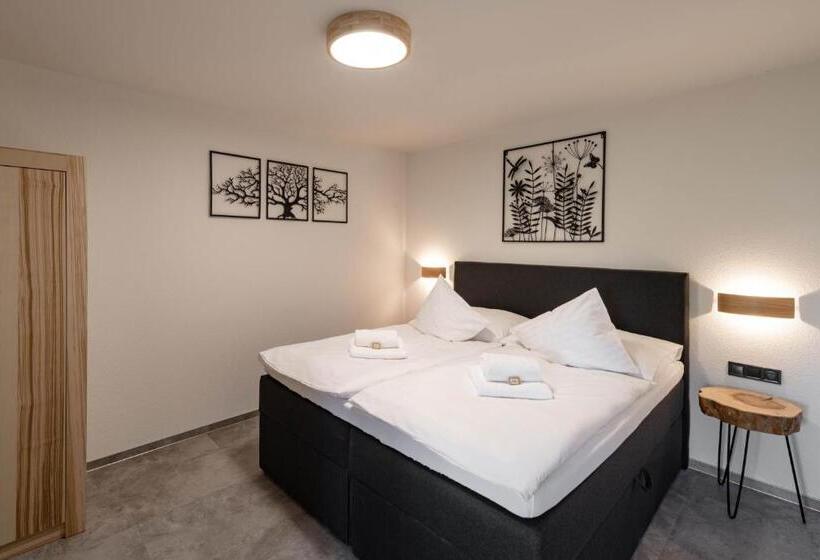 Апартаменты 1 Спальня Вид на Сад, Wellness Aparthotel Martiňák