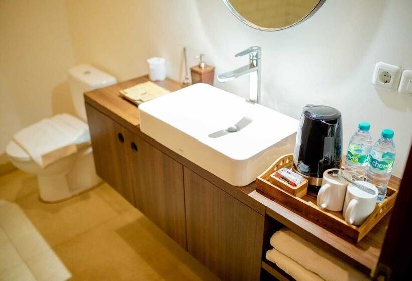 Номер Стандарт Вид на Бассейн, Ratan Uluwatu Hotel And Villas