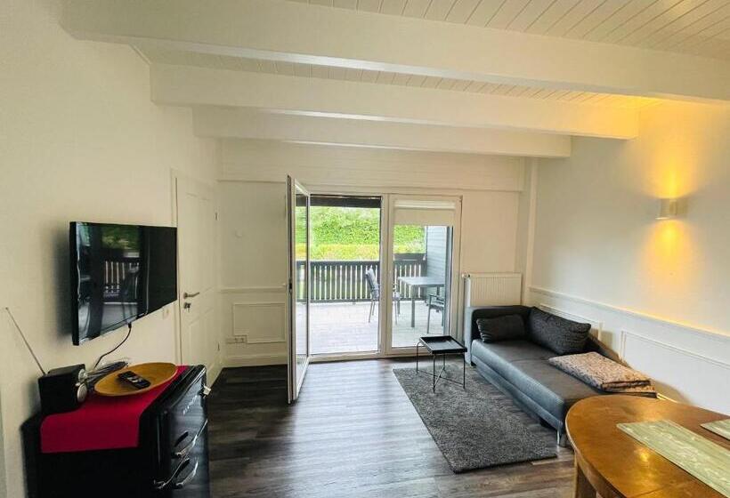 جناح مطلّ علي الحديقة, Rosenhof Lodge
