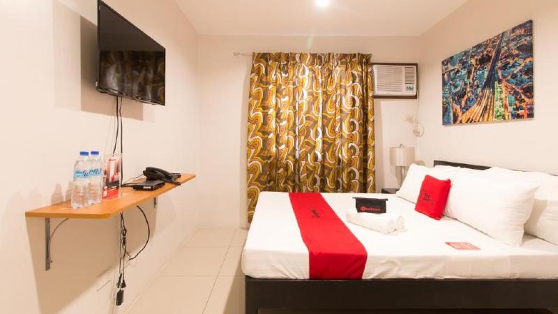 Quarto Estandar, Reddoorz Plus @ Diola Villamonte Bacolod