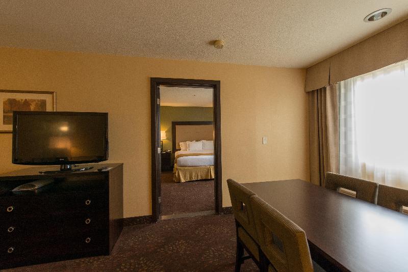 Люкс Кровать Кинг, Holiday Inn Express Portland East   Columbia Gorge, An Ihg