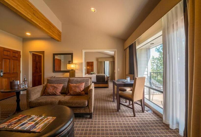 סוויטת דלוקס עם נוף, Pine Ridge Inn