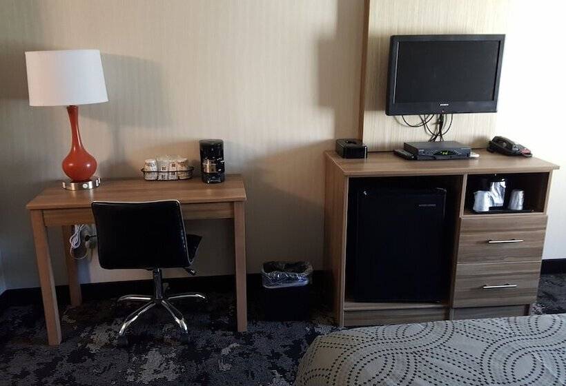 Семейный Номер, Aartpark Hotel Inn At Lewsiton