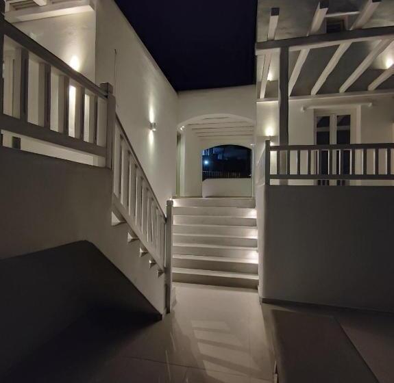 سوییت جونیور با بالکن, Sofos Suites Mykonos