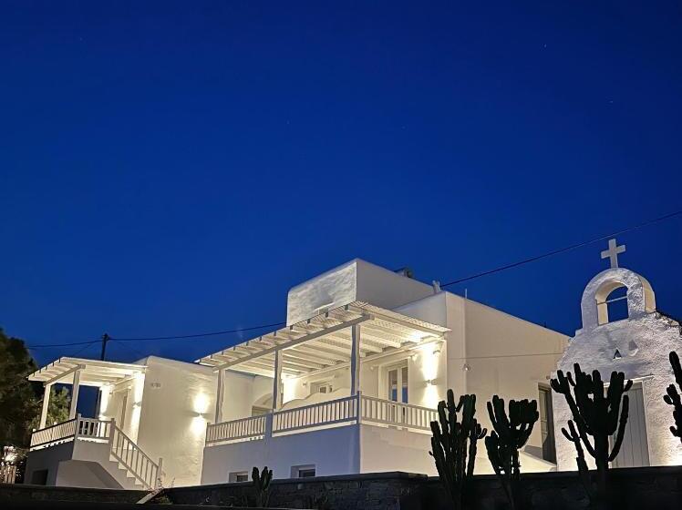 سوییت جونیور با بالکن, Sofos Suites Mykonos