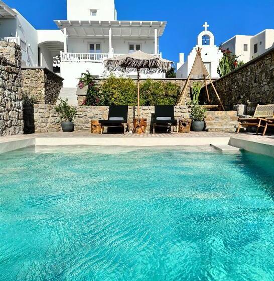 سوییت با چشم‌انداز استخر, Sofos Suites Mykonos