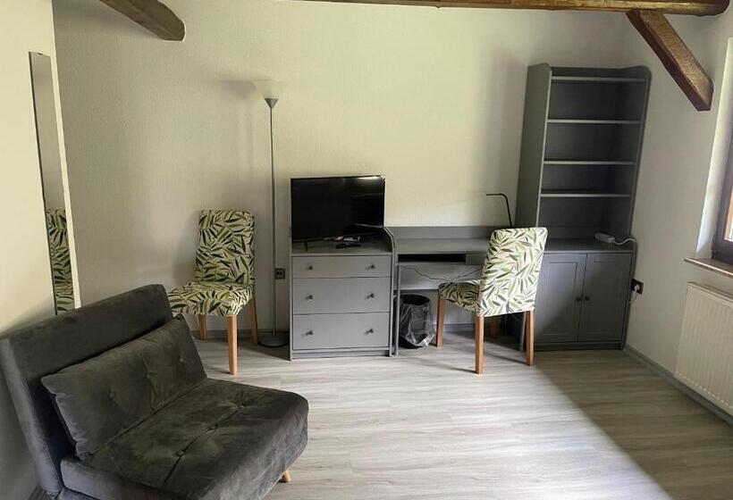 家庭工作室, Landhotel Der Distelhof Mit Scheunencafé