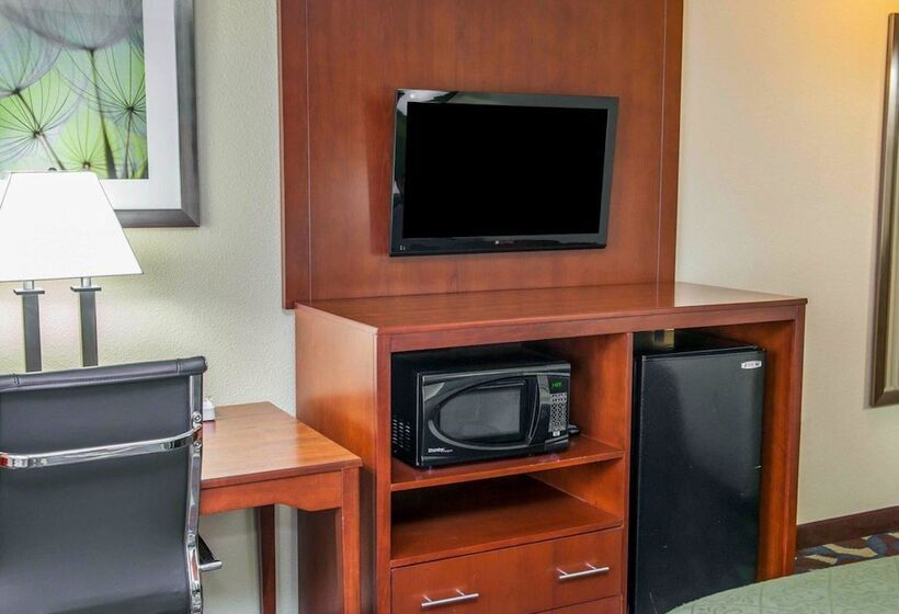 Quarto Estandar, Quality Inn & Suites South Bend Airport