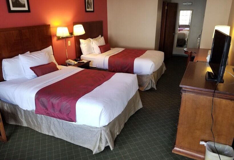 Номер Deluxe, Ramada By Wyndham Flemington