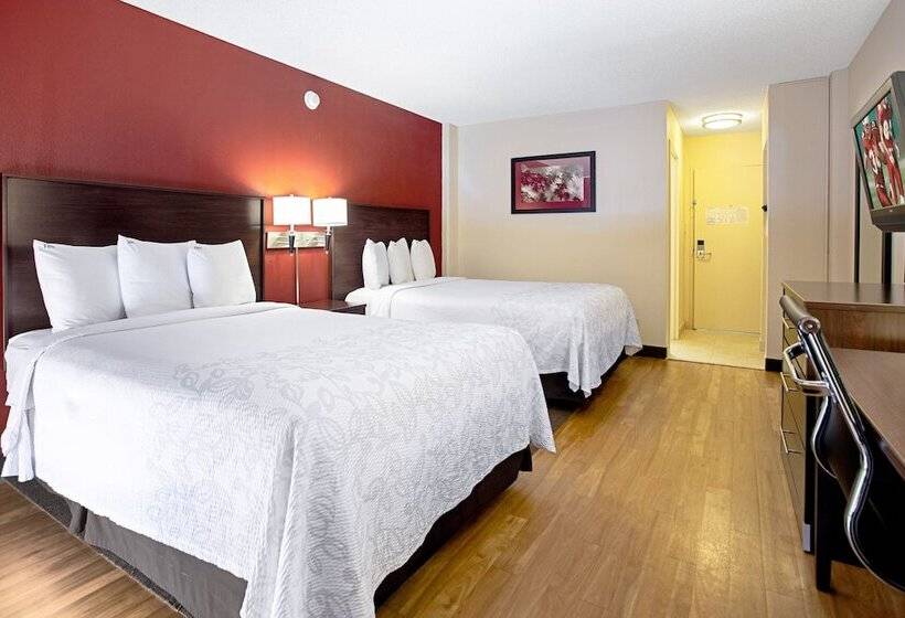 اتاق لوکس, Red Roof Inn Plus+ Wichita East