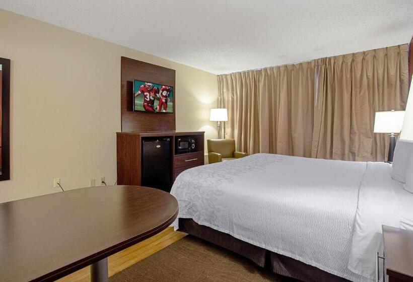 اتاق سوپریور با تخت بزرگ, Red Roof Inn Plus+ Wichita East