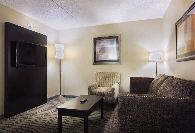 Люкс, Delta Hotels By Marriott Fargo