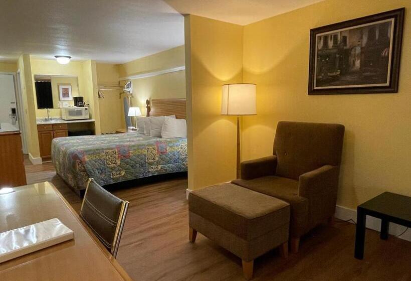 キングサイズベッドのスタンダードルーム, Marina Inn Des Moines / Seatac