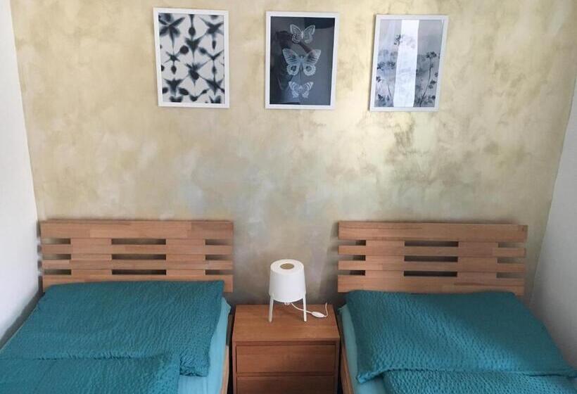 اتاق استاندارد, Mikulov Inn   Hotel Zeme