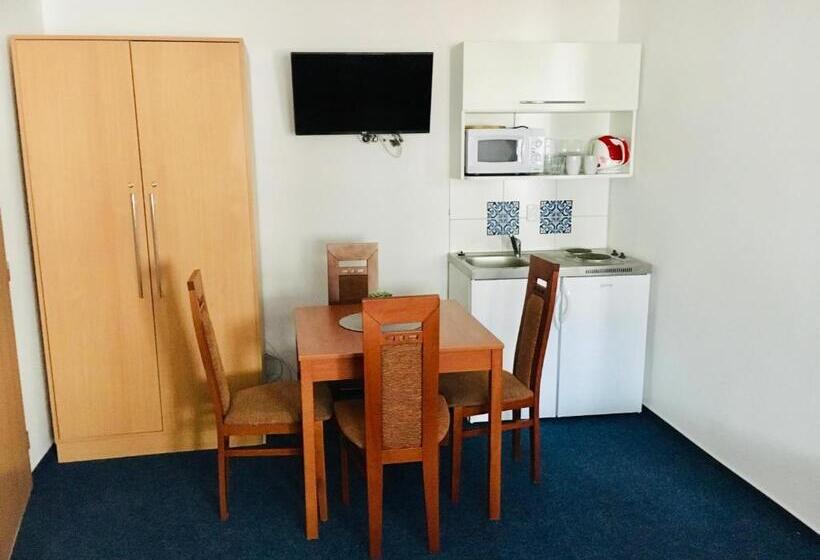سوئیت 2 خوابه, Mikulov Inn   Hotel Zeme