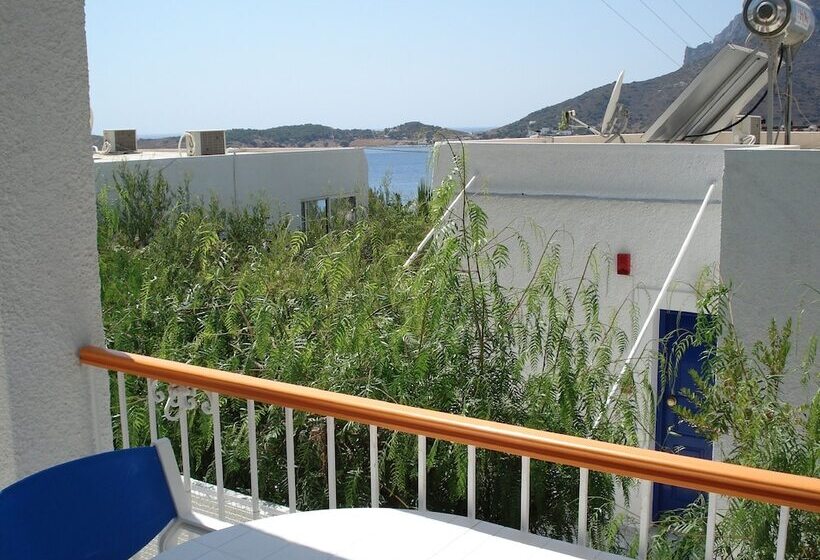 带1间卧室的公寓侧面带海景, Tatsis Apartments