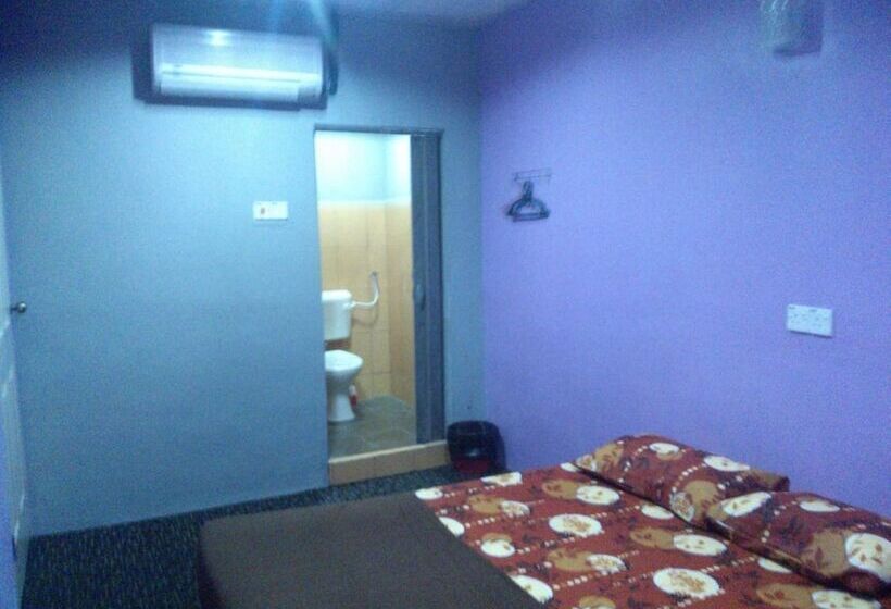 Семейный Номер, Hijrah Hotel Alor Setar