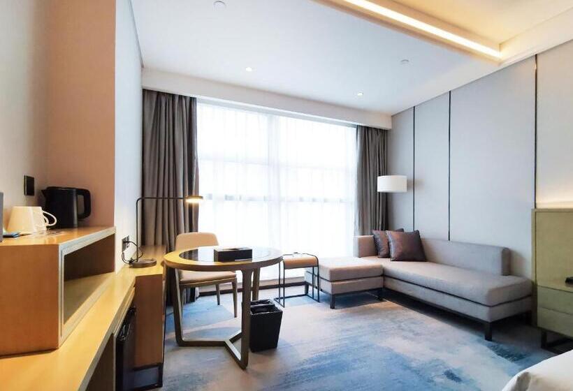 스탠다드 룸 킹사이즈 침대, Wyndham Changsha South