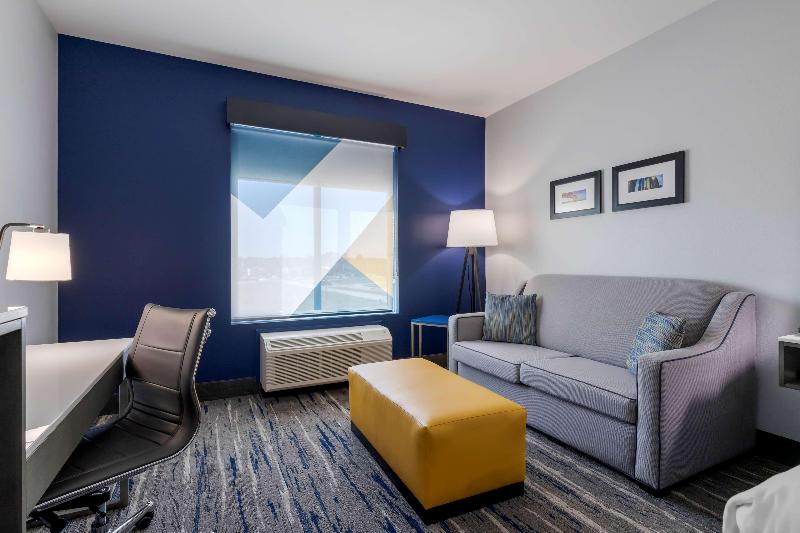 스탠다드 룸 킹사이즈 침대, Rodeway Inn Escondido Downtown