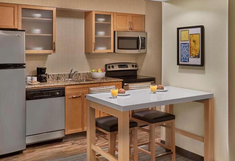 Студио Стандарт Кровать Кинг, Sonesta Es Suites Cincinnati  Blue Ash