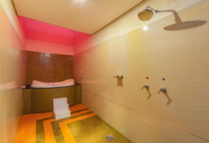 Номер Deluxe, Assahi Motel