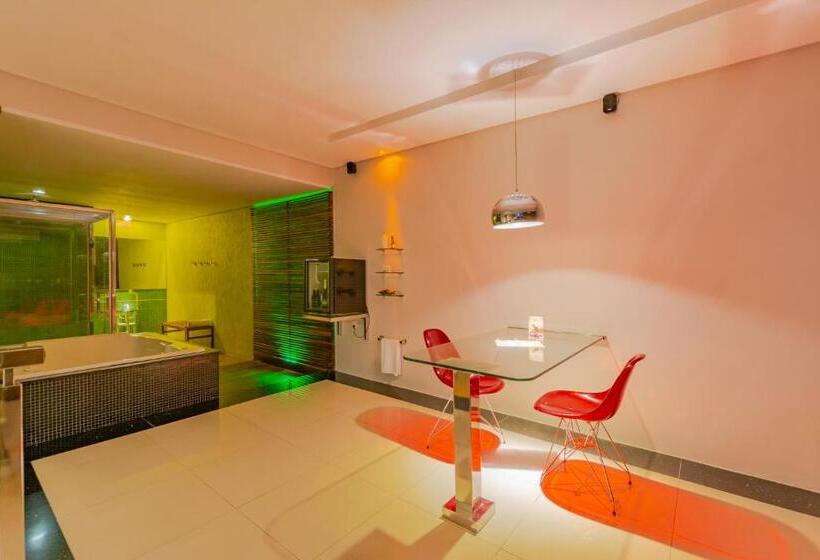 Полулюкс, Assahi Motel