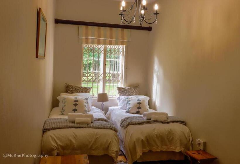 Дом 4 Спальни, Milky Lane Cottage