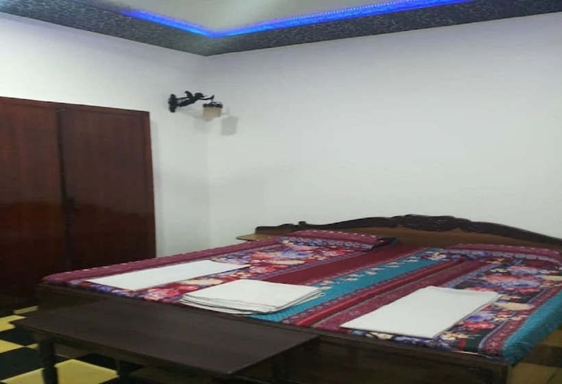 חדר דלוקס, Goroomgo Sai Palace Agra